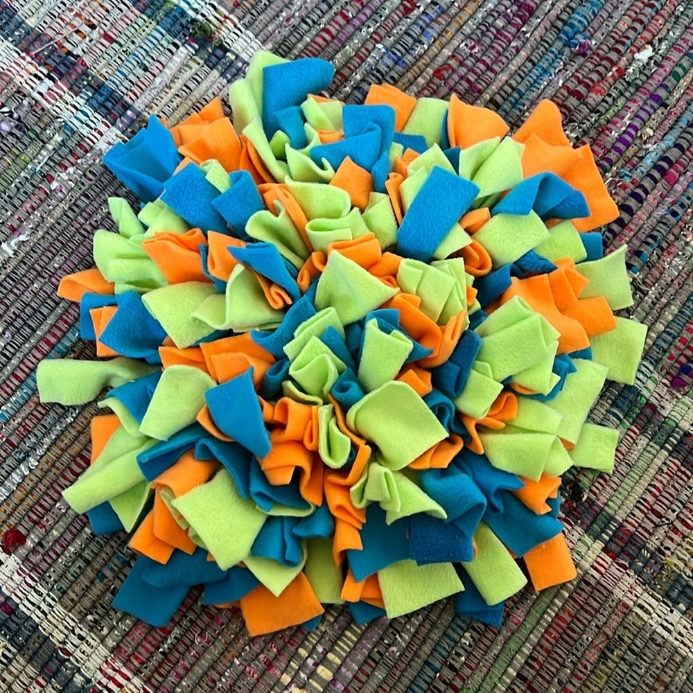 Dog snuffle mat